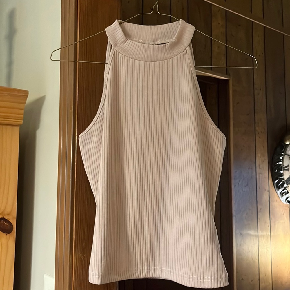 MOTF Tank top. Size Small